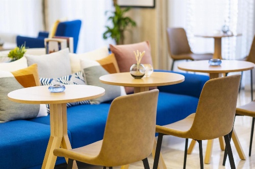 voco Doha West Bay Suites, an IHG Hotel image 1